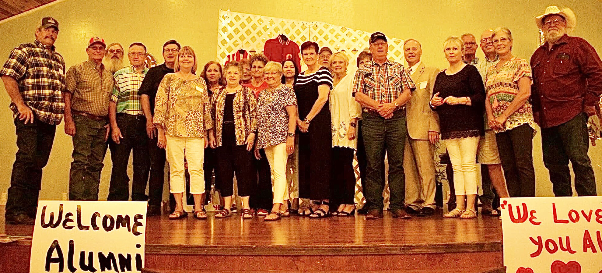 Photo: Comanche’s Class of 1971 celebrates 50th reunion